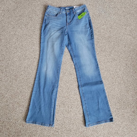 NWT Style & Co Faded Bootcut Jeans Size 4 - Picture 3 of 11
